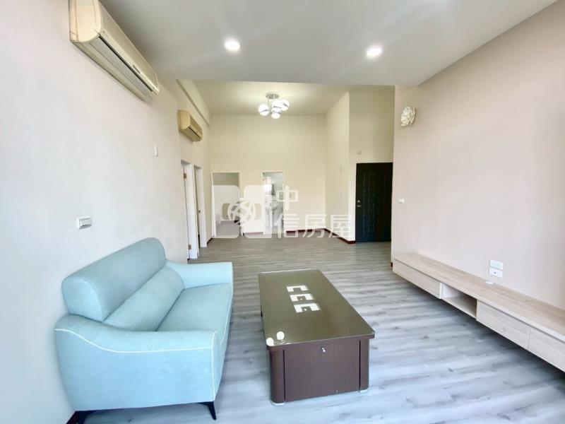 大露臺三房平車美厦