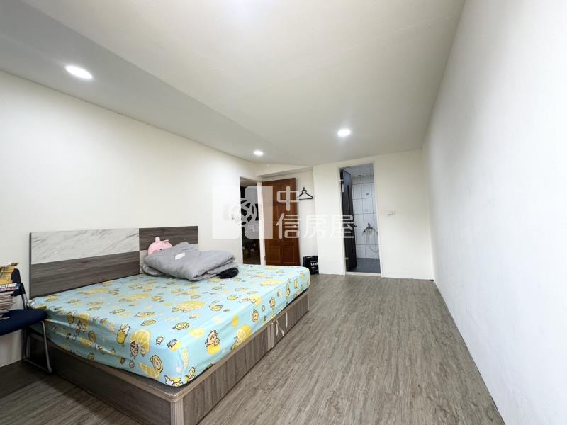 台中一中商圈電梯4房房屋室內格局與周邊環境