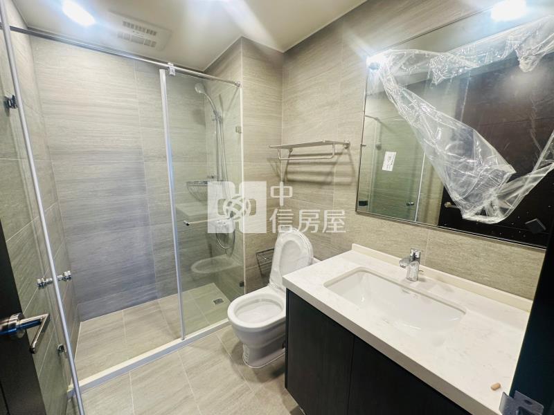 ▲港都明珠海景三房車位房屋室內格局與周邊環境