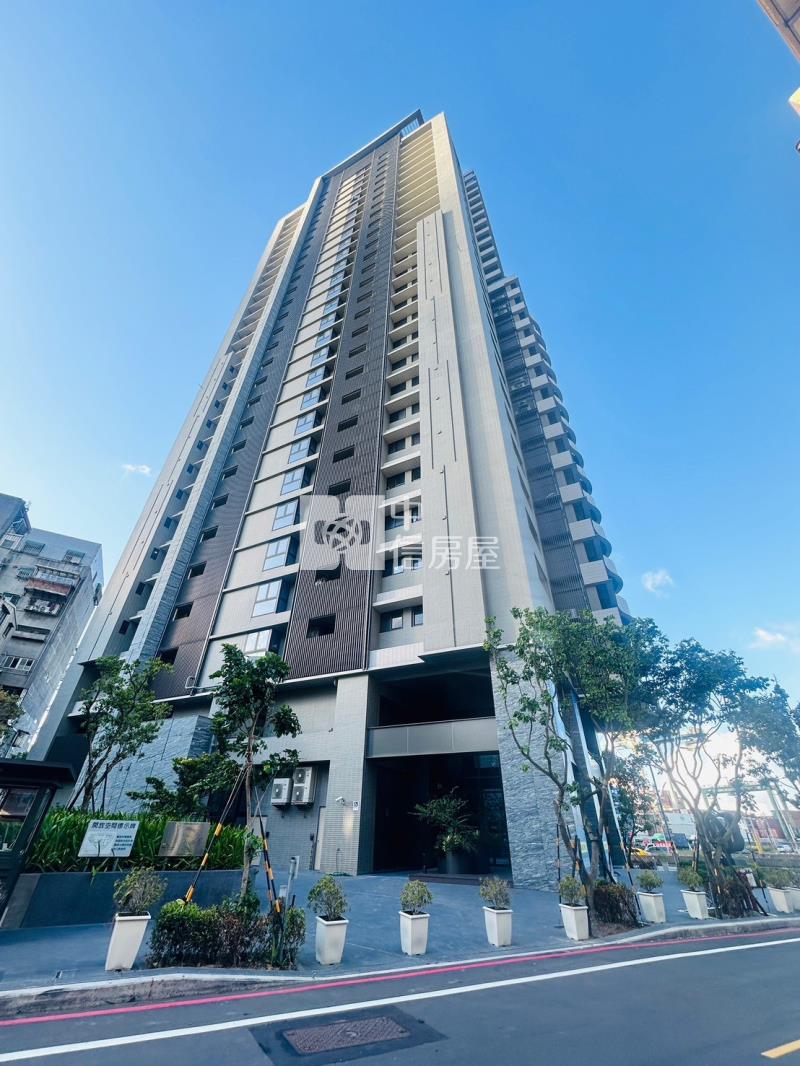 ▲港都明珠海景三房車位房屋室內格局與周邊環境