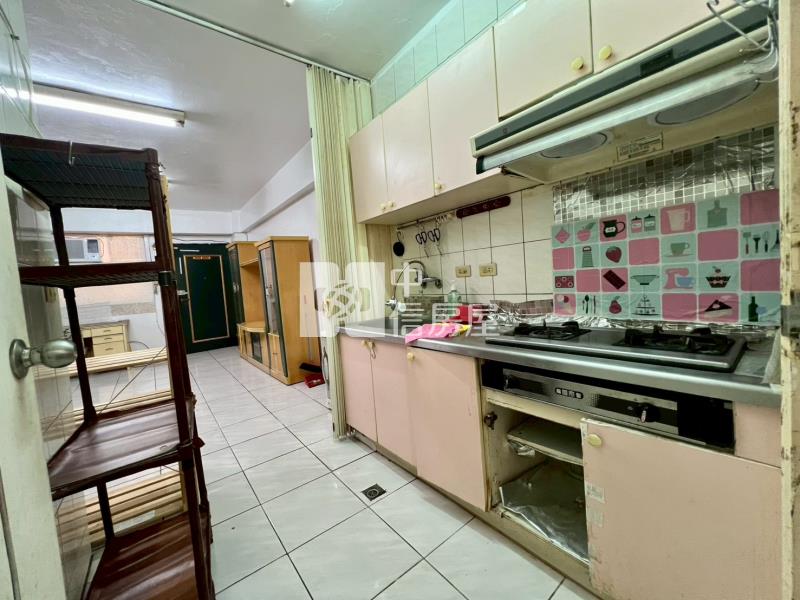 聯新醫院旁低總價電梯3房房屋室內格局與周邊環境