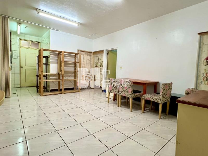 聯新醫院旁低總價電梯3房房屋室內格局與周邊環境