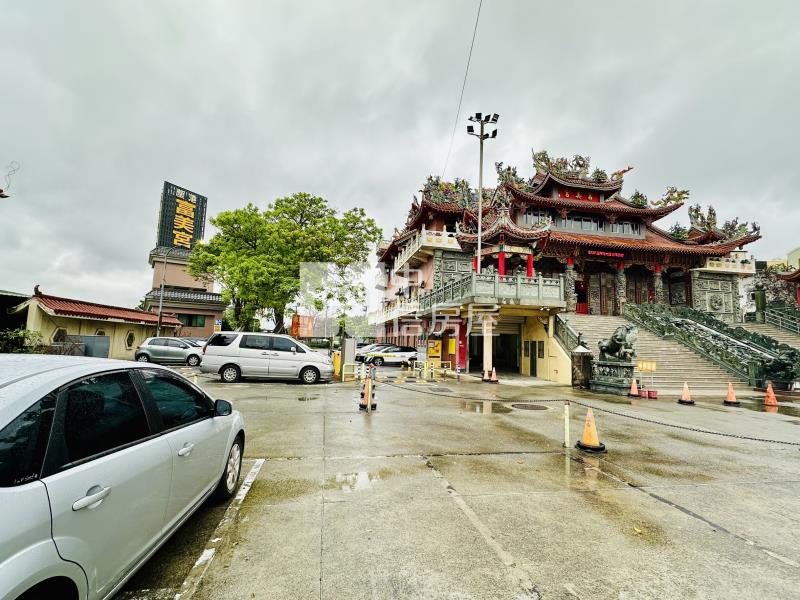 富美重劃區絕版百坪地房屋室內格局與周邊環境