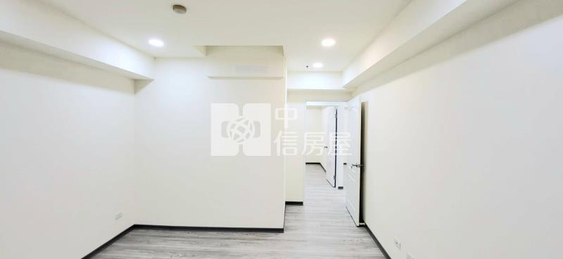 【新世紀】中壢勳章新整景觀戶二房雙車房屋室內格局與周邊環境