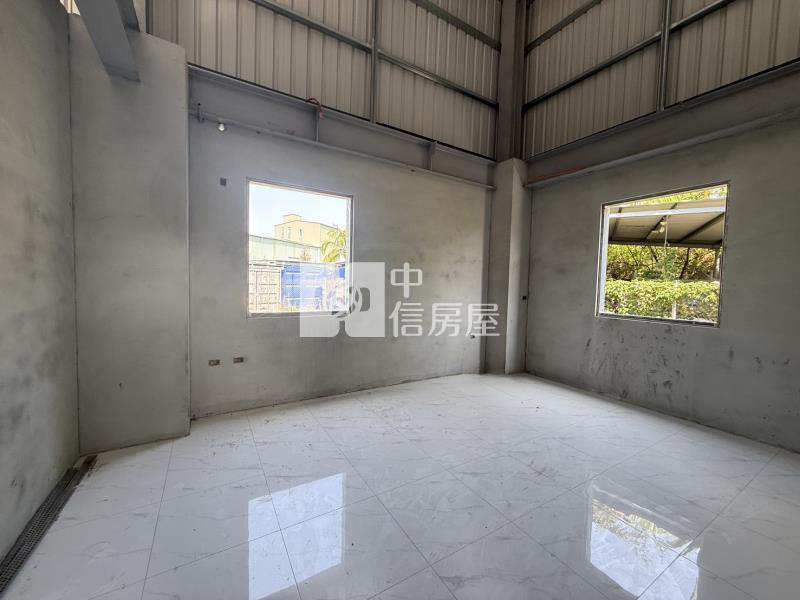 仁德虎山合法全新農機具室房屋室內格局與周邊環境
