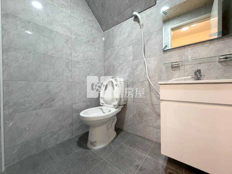 太平日式大面寬透天房屋室內格局與周邊環境