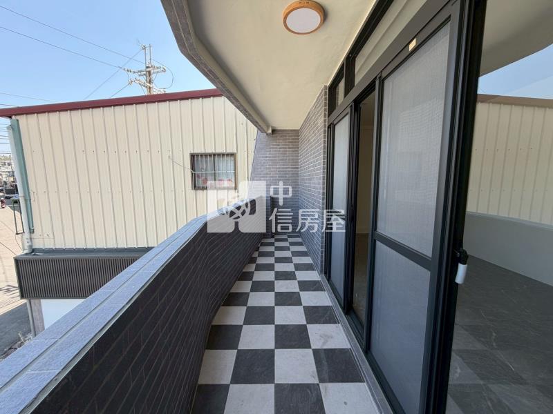 太平日式大面寬透天房屋室內格局與周邊環境