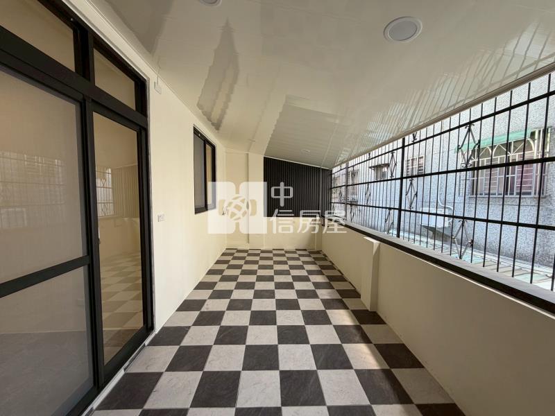 太平日式大面寬透天房屋室內格局與周邊環境