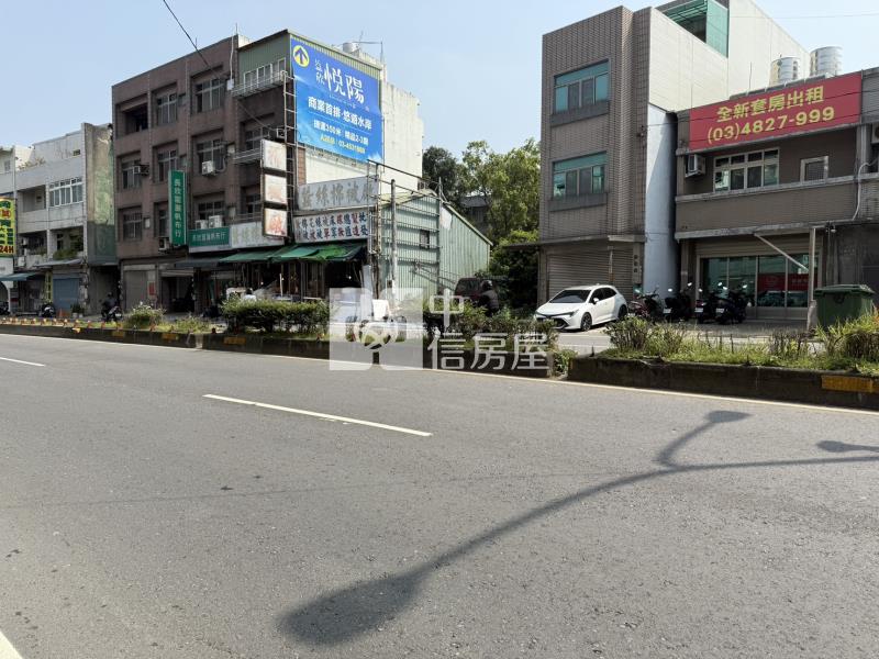 中壢大地坪三角窗大透店房屋室內格局與周邊環境