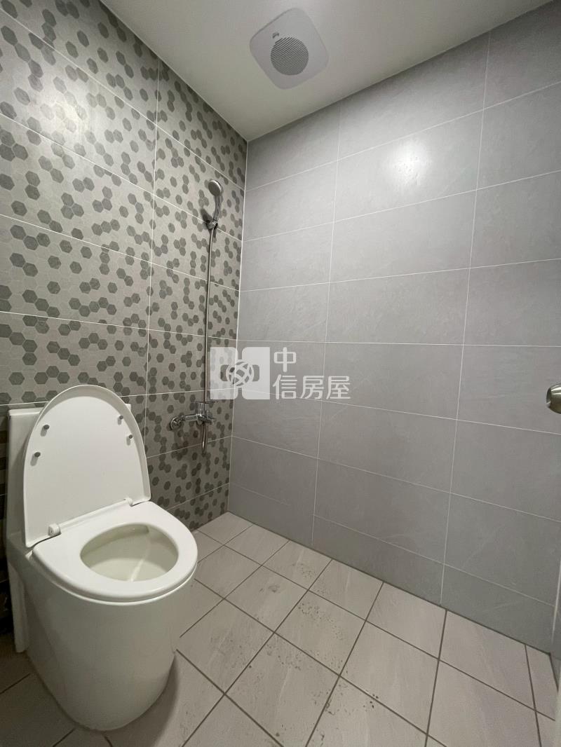 玉山國中明亮3房房屋室內格局與周邊環境