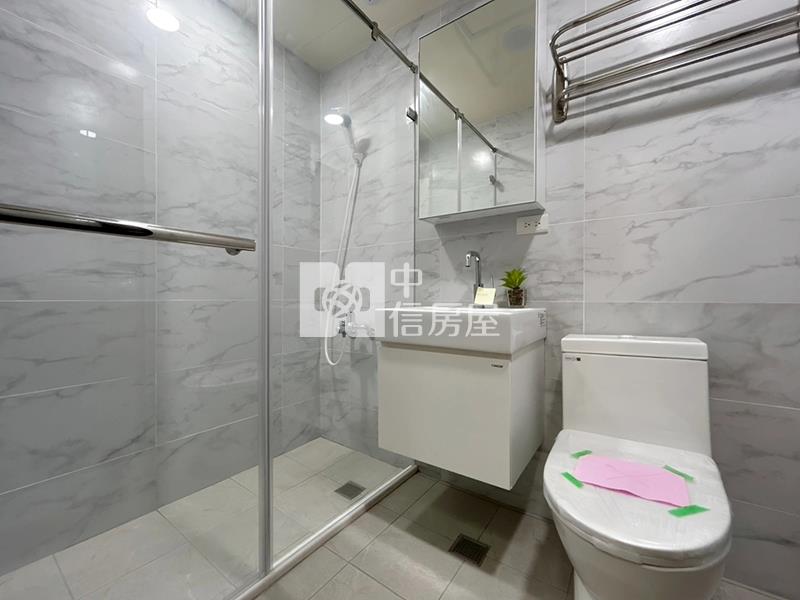 美美空三平車三房~全新屋況房屋室內格局與周邊環境