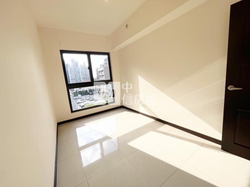 楊梅鴻灃越3房車房屋室內格局與周邊環境