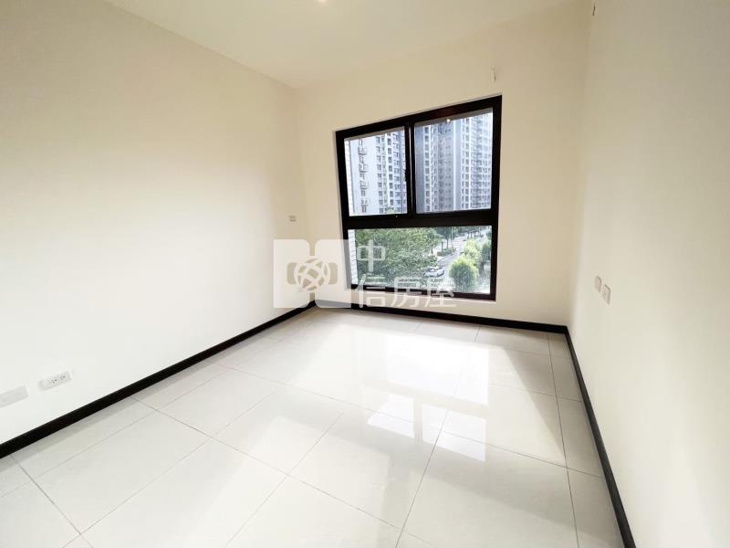 楊梅鴻灃越3房車房屋室內格局與周邊環境