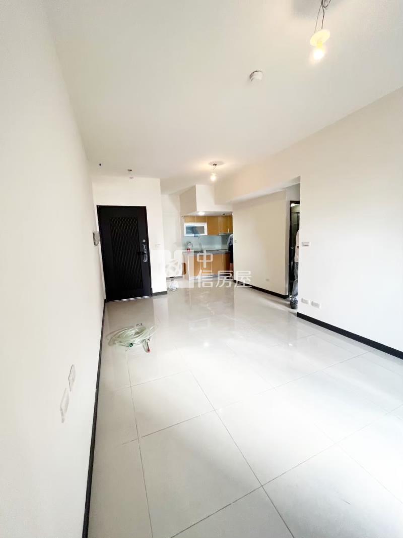 楊梅鴻灃越3房車房屋室內格局與周邊環境