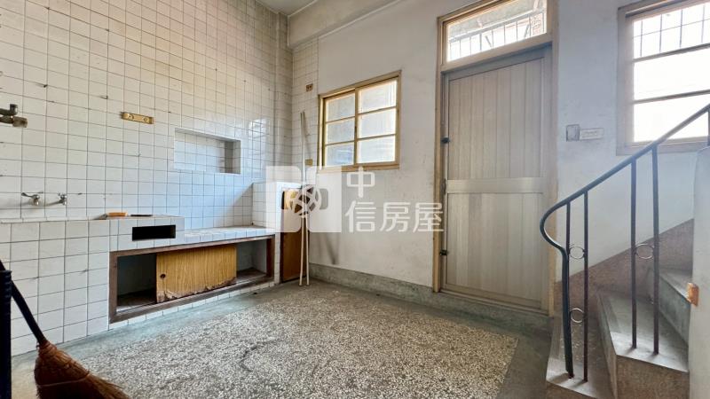 斗南延平路店住房屋室內格局與周邊環境