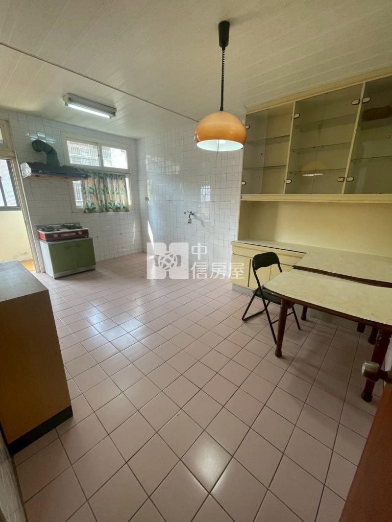 斗六官邸兒童館旁健身公寓房屋室內格局與周邊環境