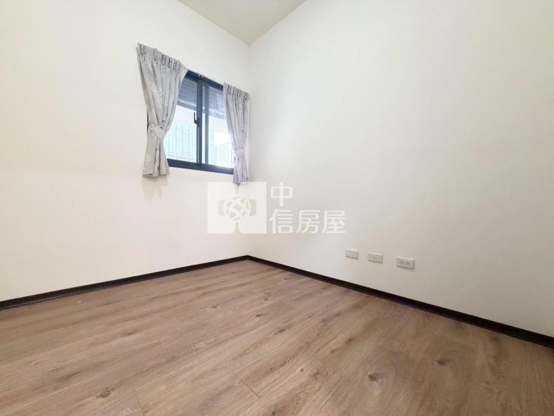 台中家家美三房機上車位房屋室內格局與周邊環境