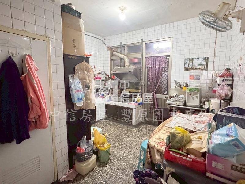 西勢角間透天房屋室內格局與周邊環境