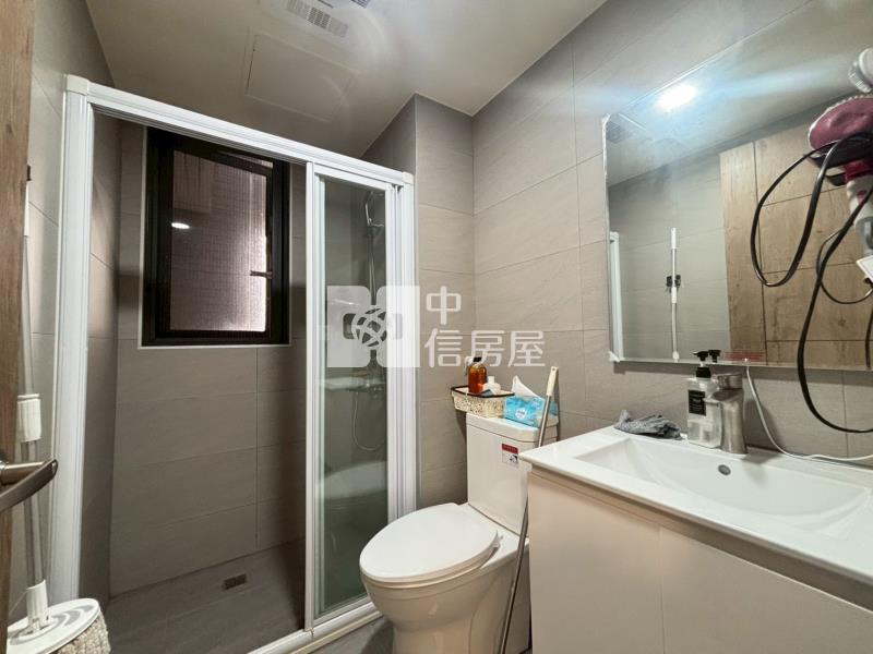 樺龍潮2+雙面採光4房車房屋室內格局與周邊環境