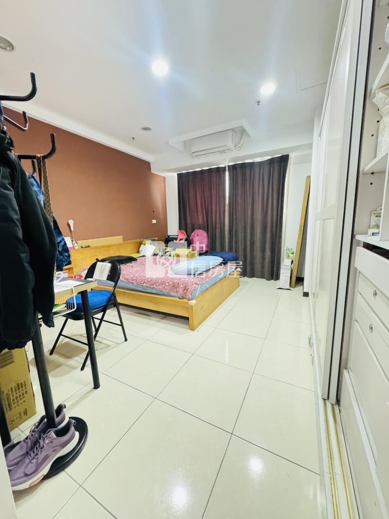 2K38美麗歐洲-大三房平面車位房屋室內格局與周邊環境