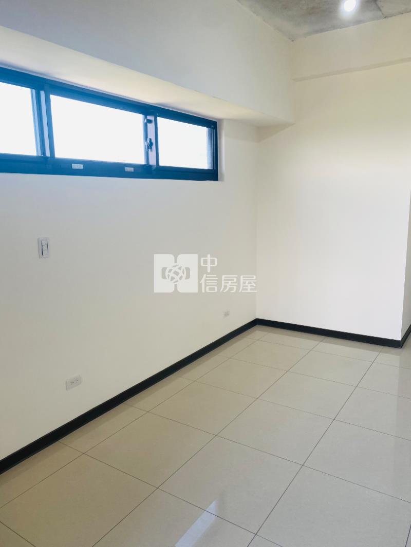 A7捷運雙套房+平車 {捷市達}房屋室內格局與周邊環境