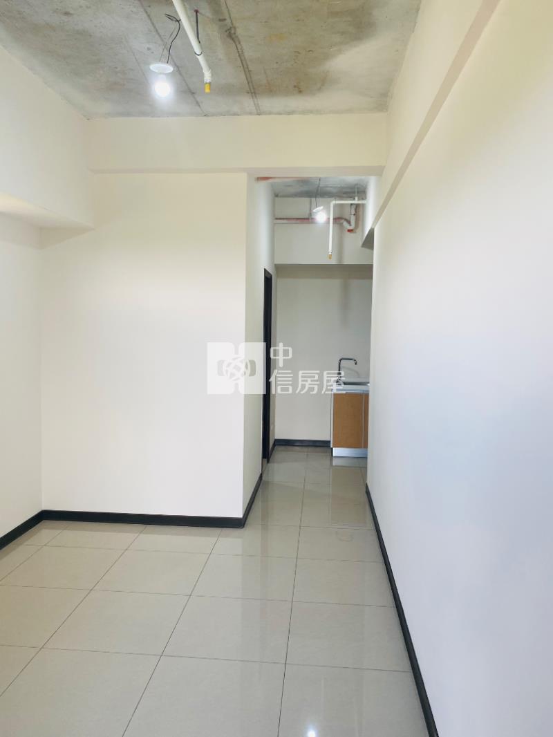 A7捷運雙套房+平車 {捷市達}房屋室內格局與周邊環境