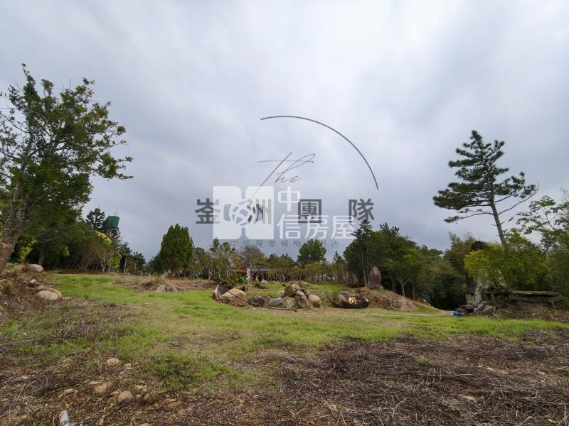 墨硯山南峰無限展望視野山坡地房屋室內格局與周邊環境