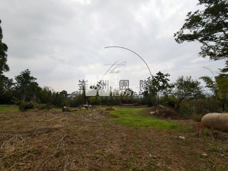 墨硯山南峰無限展望視野山坡地房屋室內格局與周邊環境