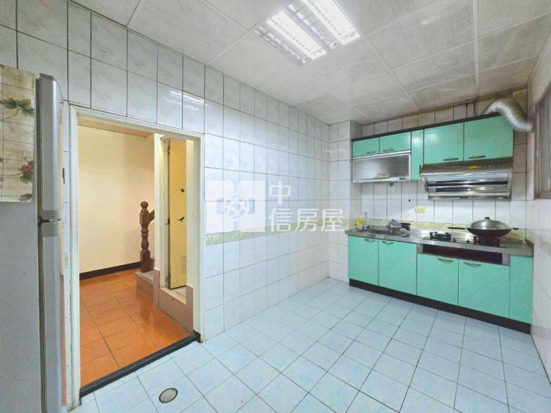 中壢車站孝親房美透天房屋室內格局與周邊環境