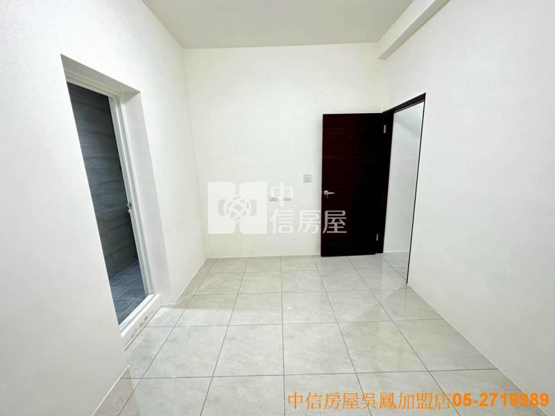 永吉四街車庫透天房屋室內格局與周邊環境