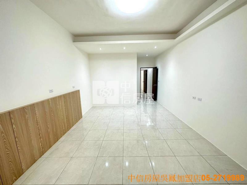 永吉四街車庫透天房屋室內格局與周邊環境