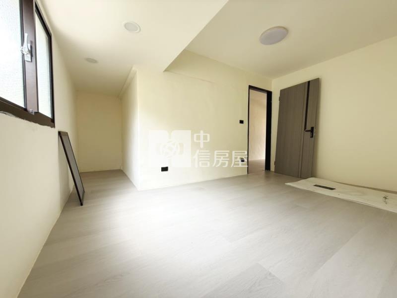 【新世紀】平鎮區平東路透天房屋室內格局與周邊環境