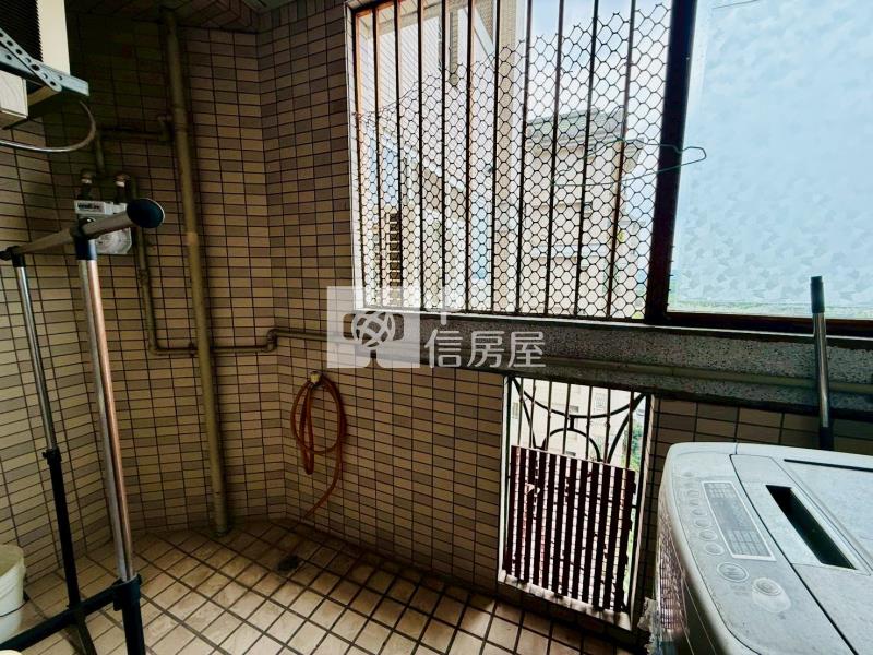 東山河精美高樓2房房屋室內格局與周邊環境