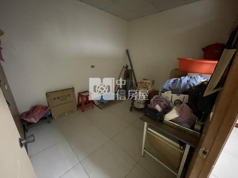 桃園中埔國小超大地坪透天房屋室內格局與周邊環境