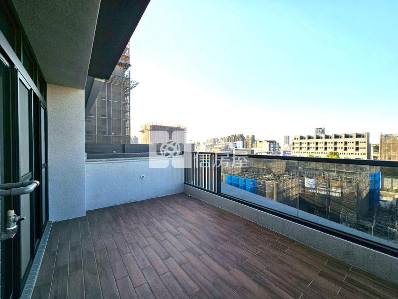 松強國小臨路雙車電梯別墅房屋室內格局與周邊環境