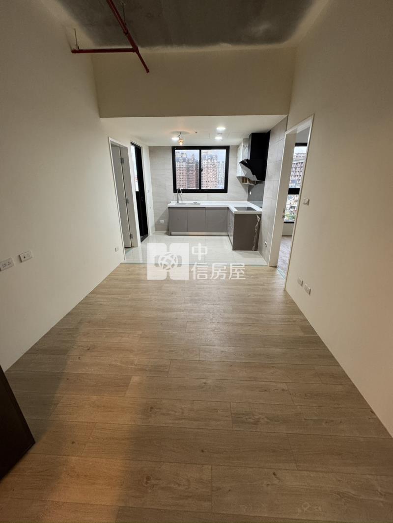 中路特區宜雄國際ONE 2+1房雙車位房屋室內格局與周邊環境