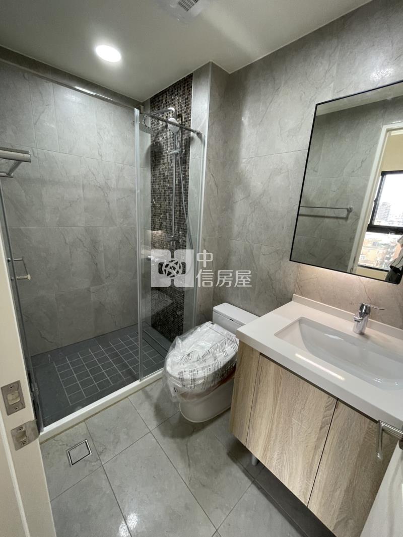 中路特區宜雄國際ONE 2+1房雙車位房屋室內格局與周邊環境