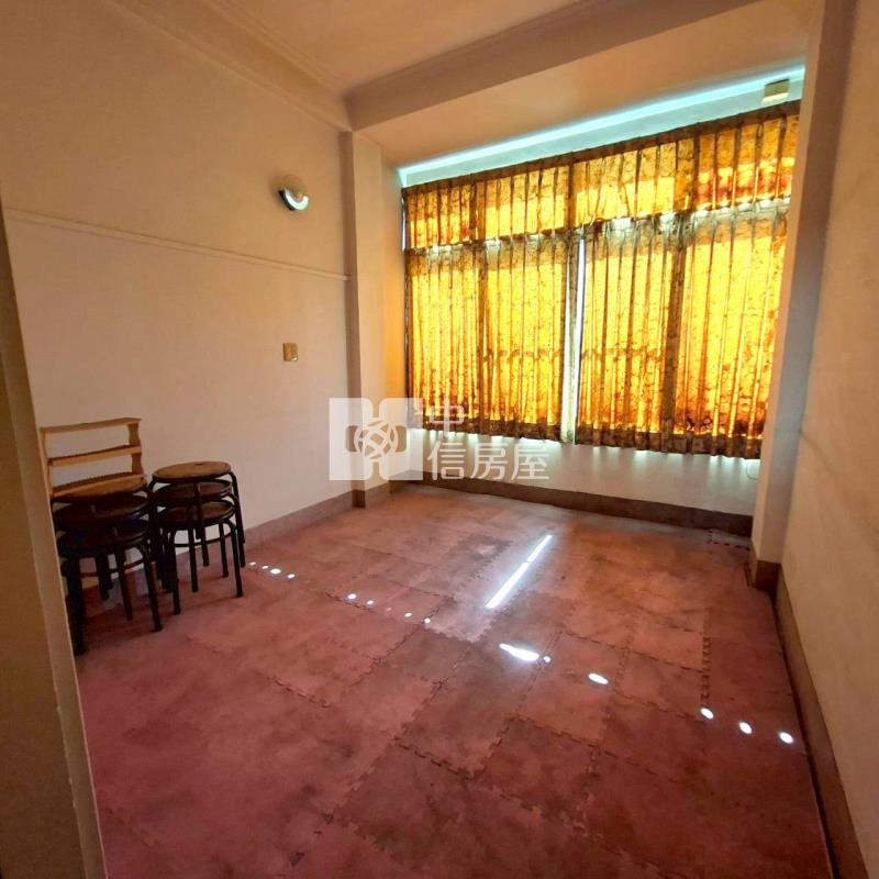 西市場店住房屋室內格局與周邊環境