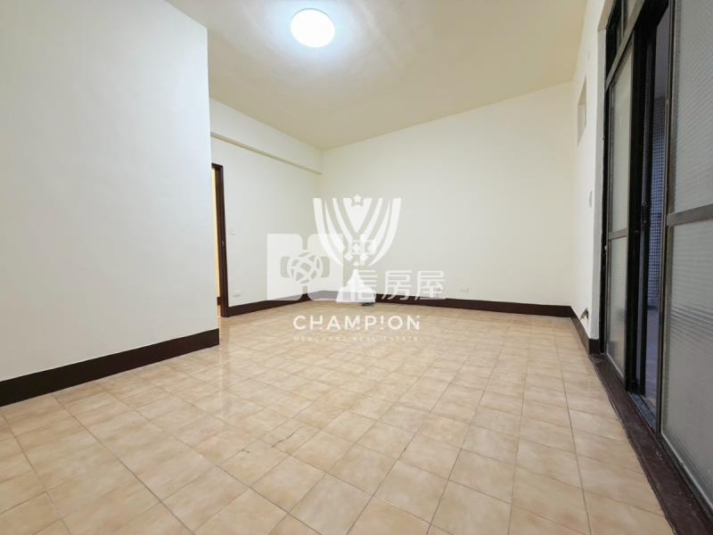 【冠軍商仲】新豐透天門口停車房屋室內格局與周邊環境