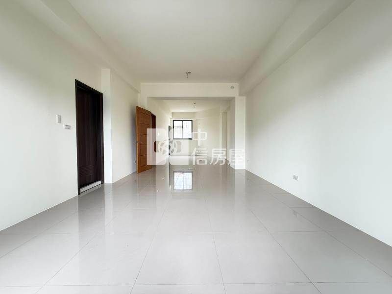 新社協成國小全新大地坪電墅房屋室內格局與周邊環境