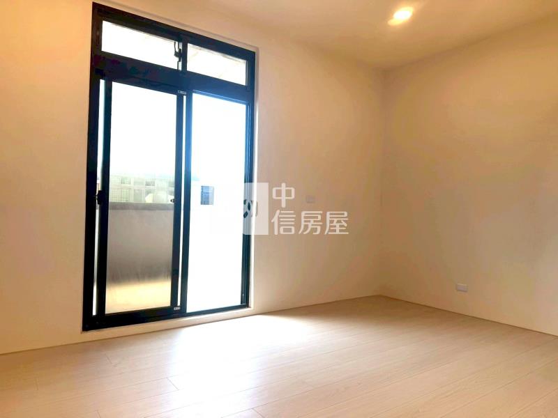 觀音濱海路整新透天房屋室內格局與周邊環境