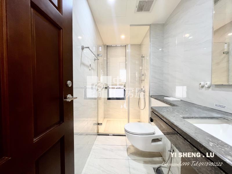 知己人家三房平車9E視野戶房屋室內格局與周邊環境