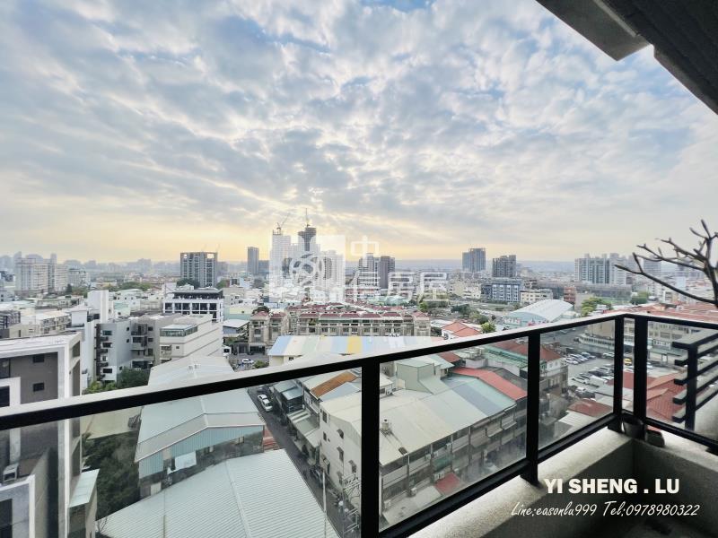 知己人家三房平車9E視野戶房屋室內格局與周邊環境