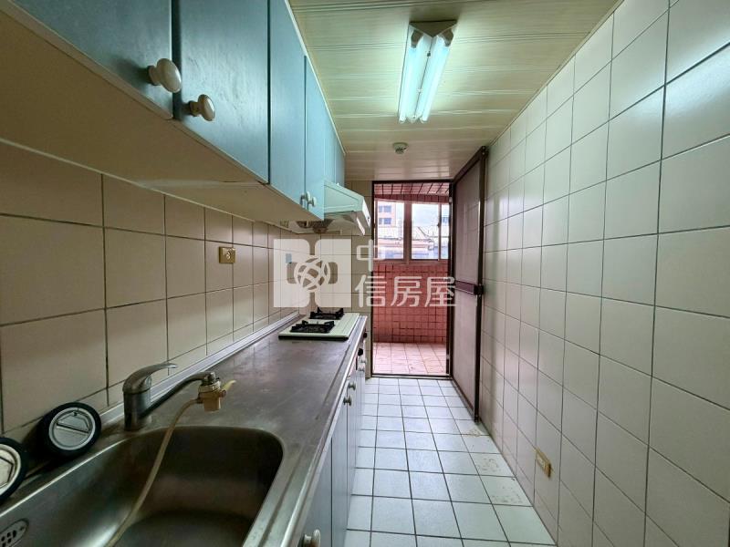 藝文輕鬆入主演說家電梯三房房屋室內格局與周邊環境