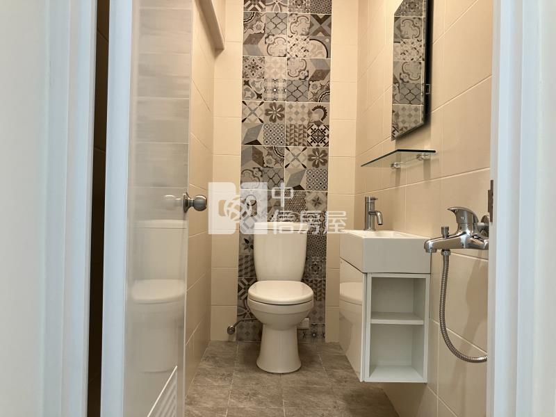 夢時代商圈超美透天房屋室內格局與周邊環境