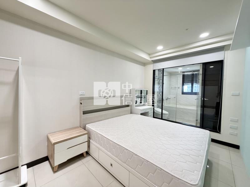 逢甲DUA輕屋齡2房車位房屋室內格局與周邊環境