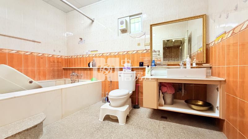 竹田合法農舍加合法資材室房屋室內格局與周邊環境