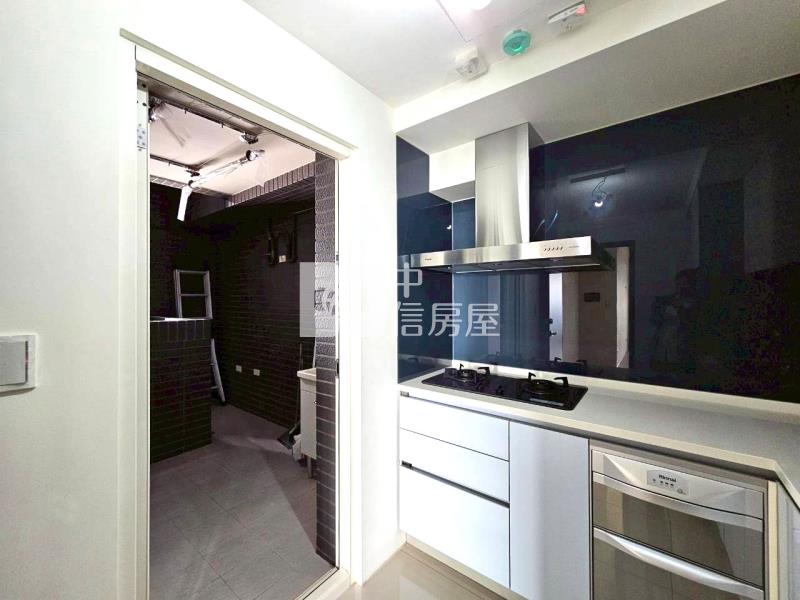 漢神百貨旁三房平車高樓視野戶房屋室內格局與周邊環境