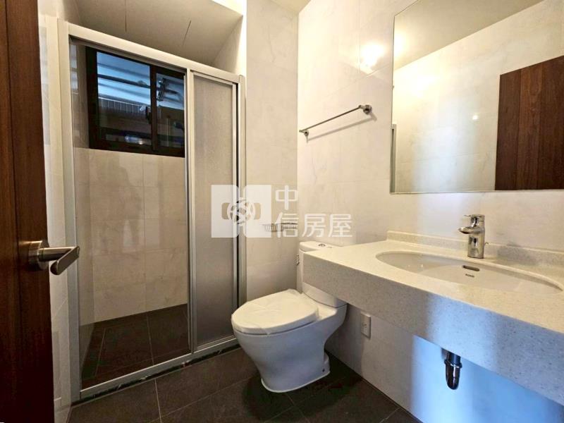 漢神百貨旁三房平車高樓視野戶房屋室內格局與周邊環境