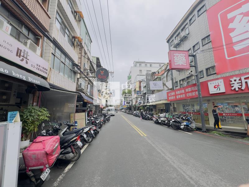 中原商圈大智街一樓店面房屋室內格局與周邊環境